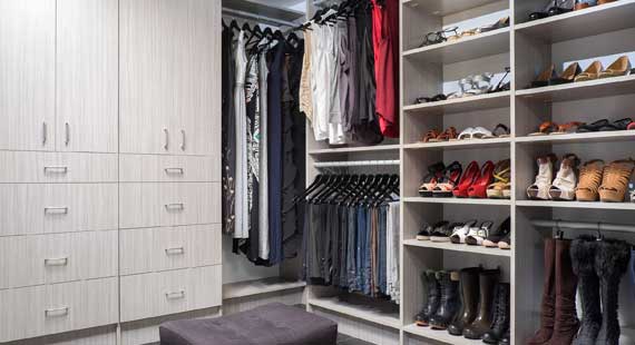 Keep Closet Organized